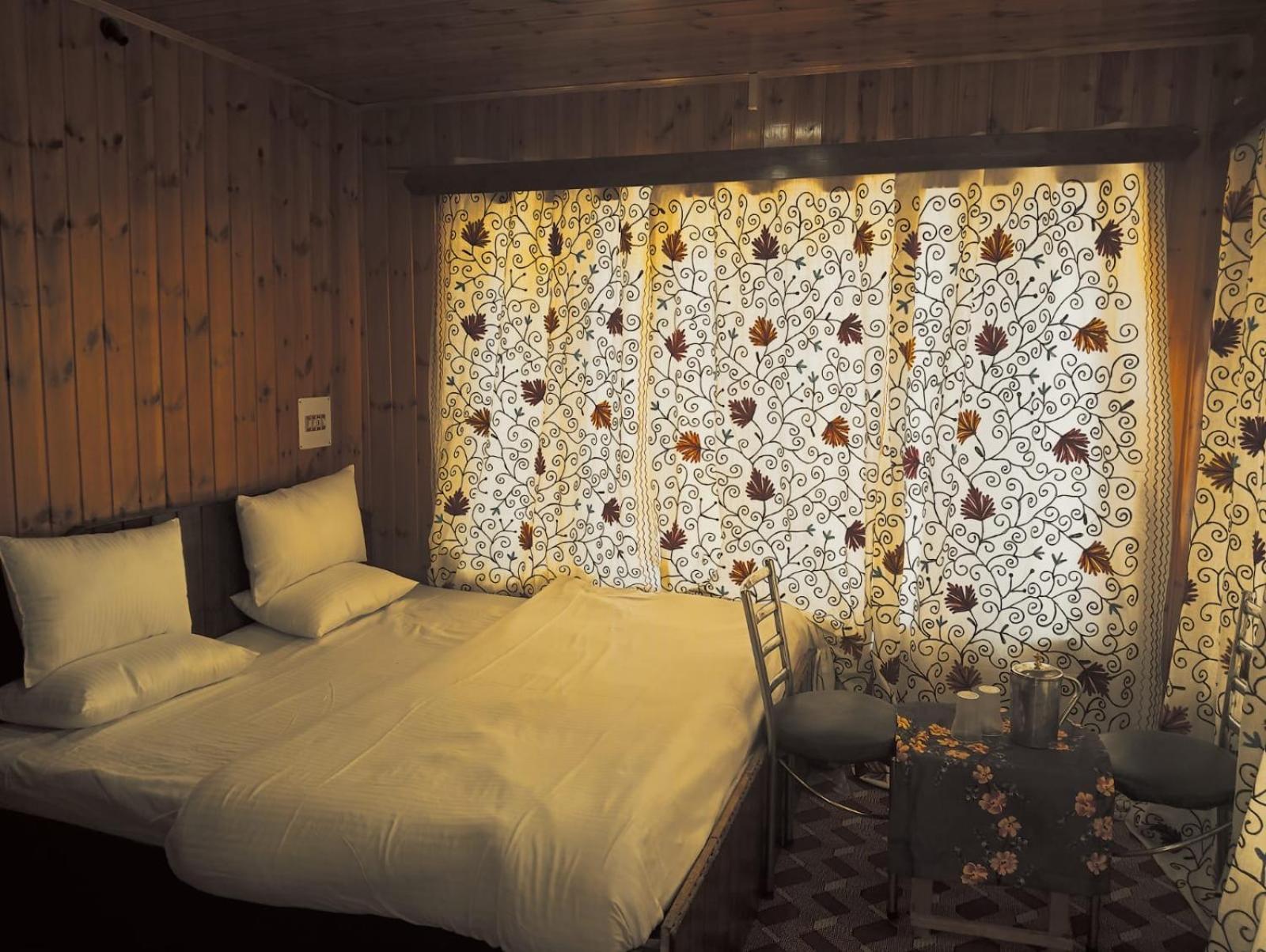 New Prince Cottage & Saibha Palace Pahalgam Exterior photo