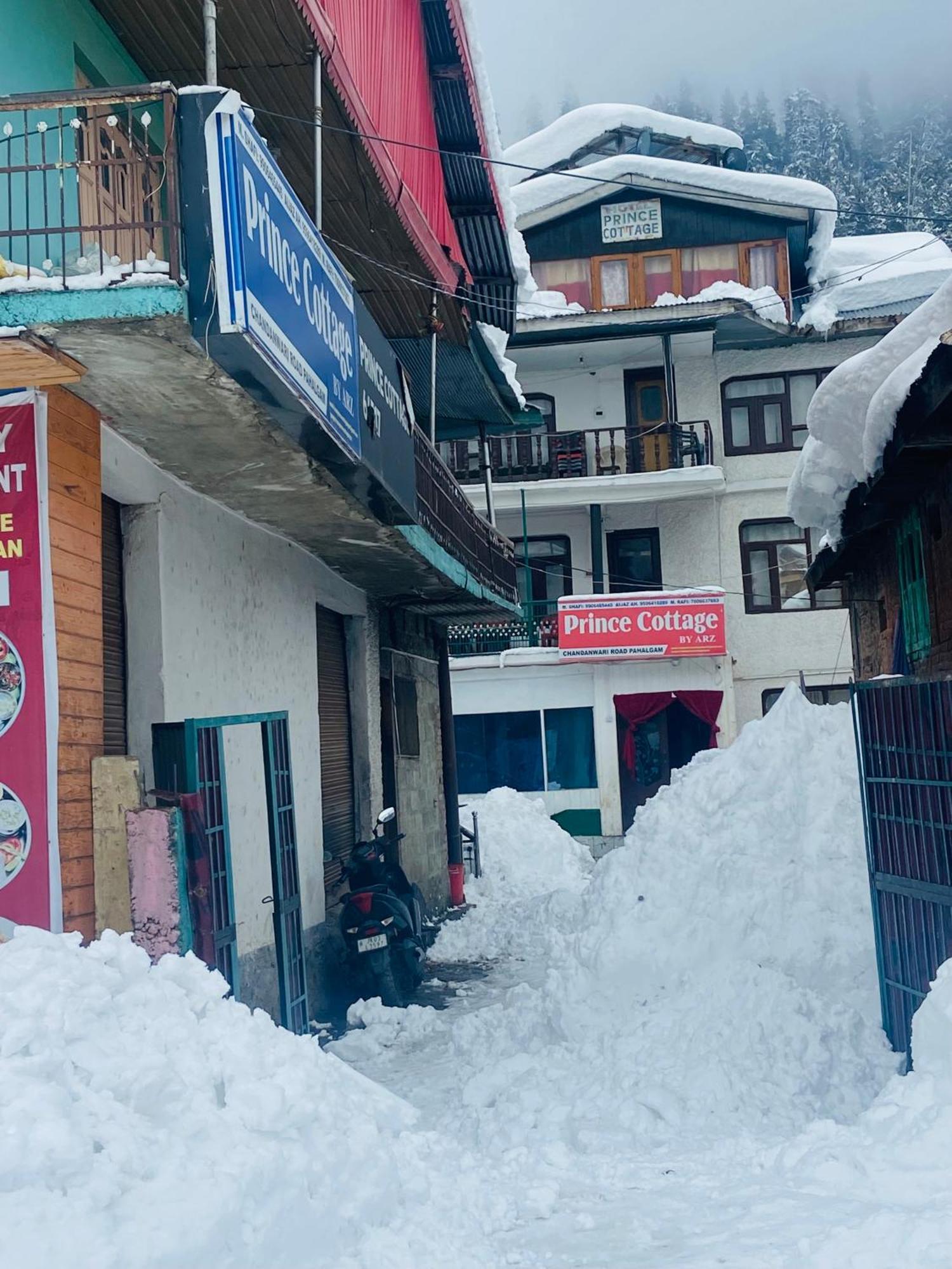 New Prince Cottage & Saibha Palace Pahalgam Exterior photo
